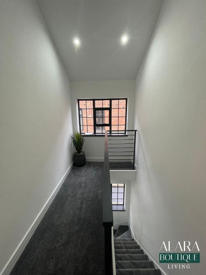 3 Floor Townhouse Luxury Living Alara Boutique Apartment Birmingham Exterior foto