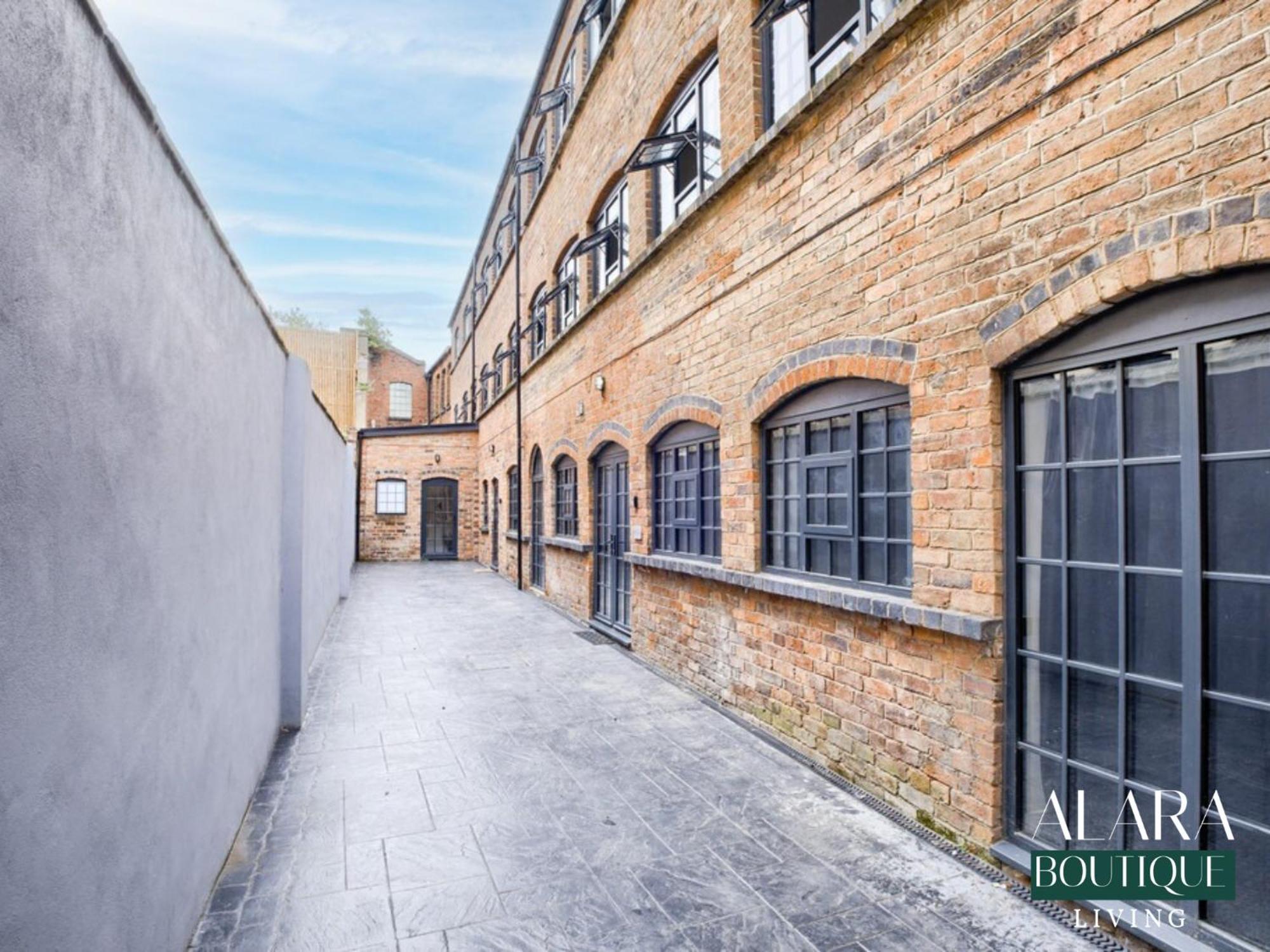 3 Floor Townhouse Luxury Living Alara Boutique Apartment Birmingham Exterior foto
