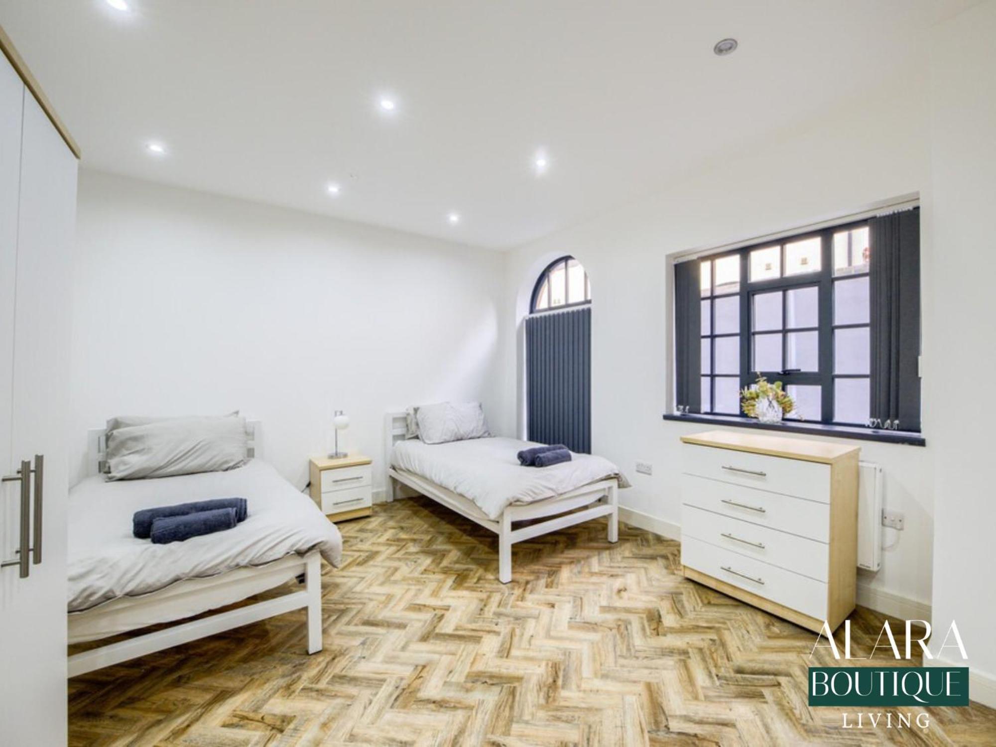 3 Floor Townhouse Luxury Living Alara Boutique Apartment Birmingham Exterior foto