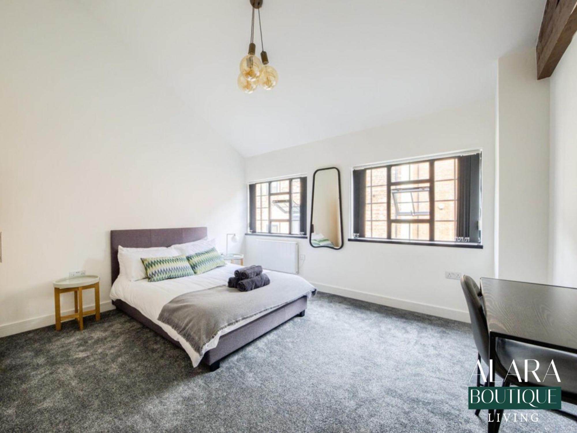 3 Floor Townhouse Luxury Living Alara Boutique Apartment Birmingham Exterior foto